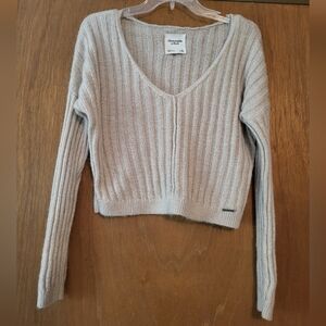Abercrombie & Fitch V-Neck Sweater in Light Beige, XS